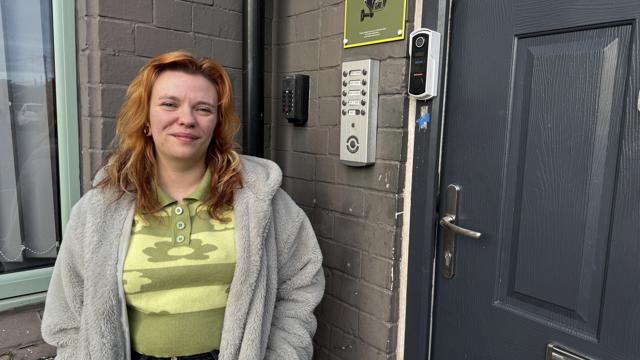 Merlee Bell Peer Mentor Use Online, Social Media And In Print