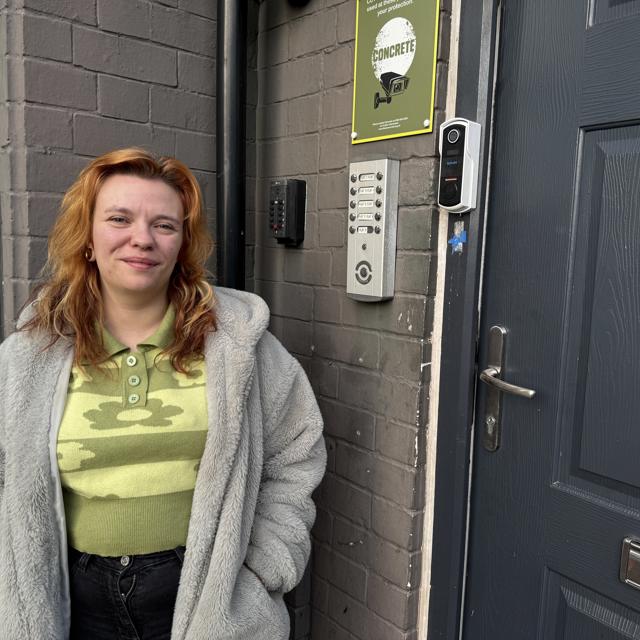 Merlee Bell Peer Mentor Use Online, Social Media And In Print