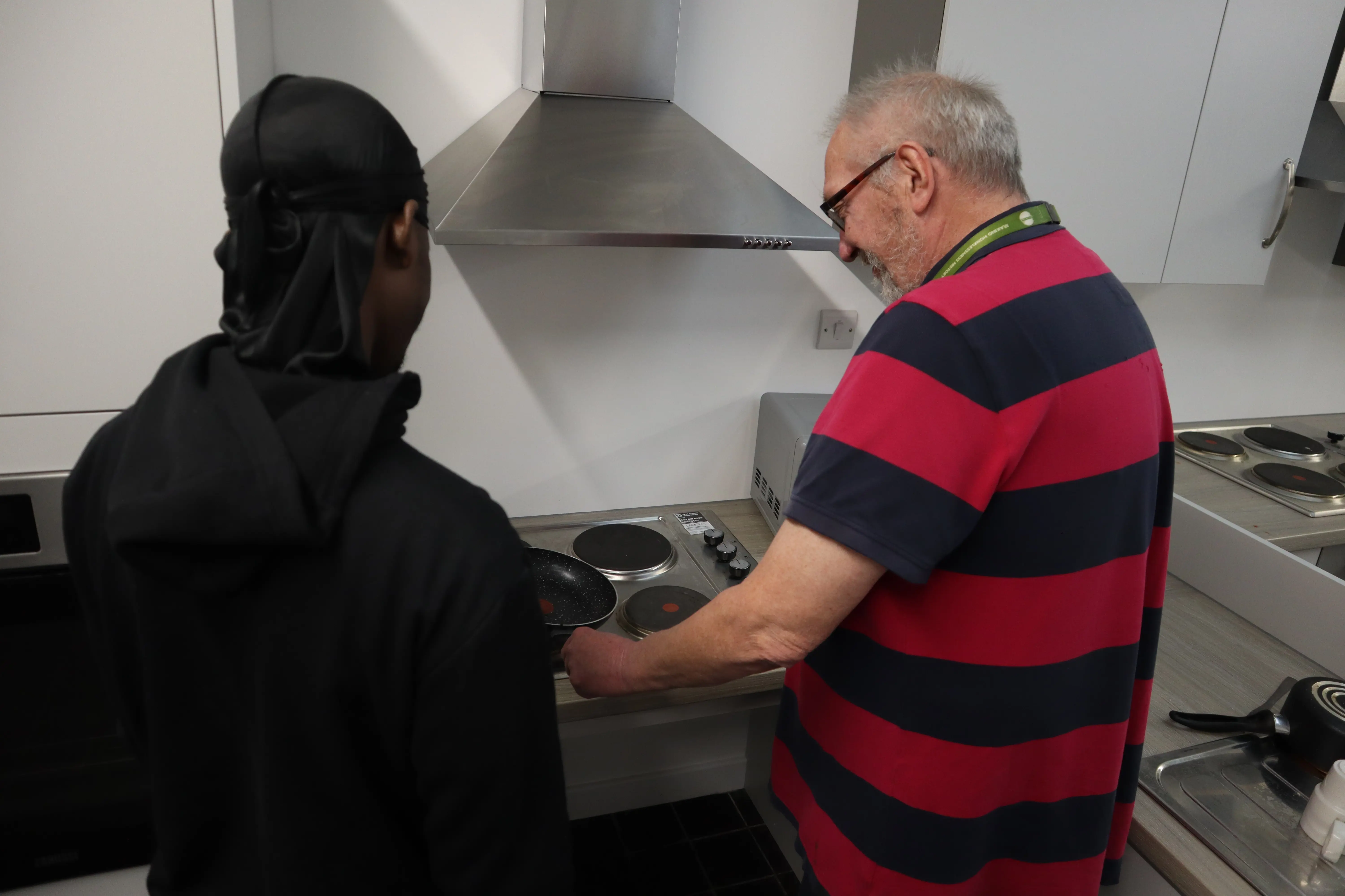 Andy Keane With Customer (18)